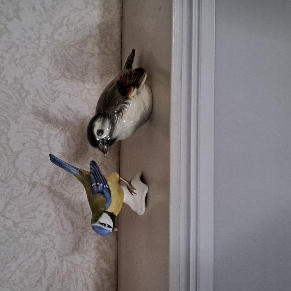 Vintage Hummel birds